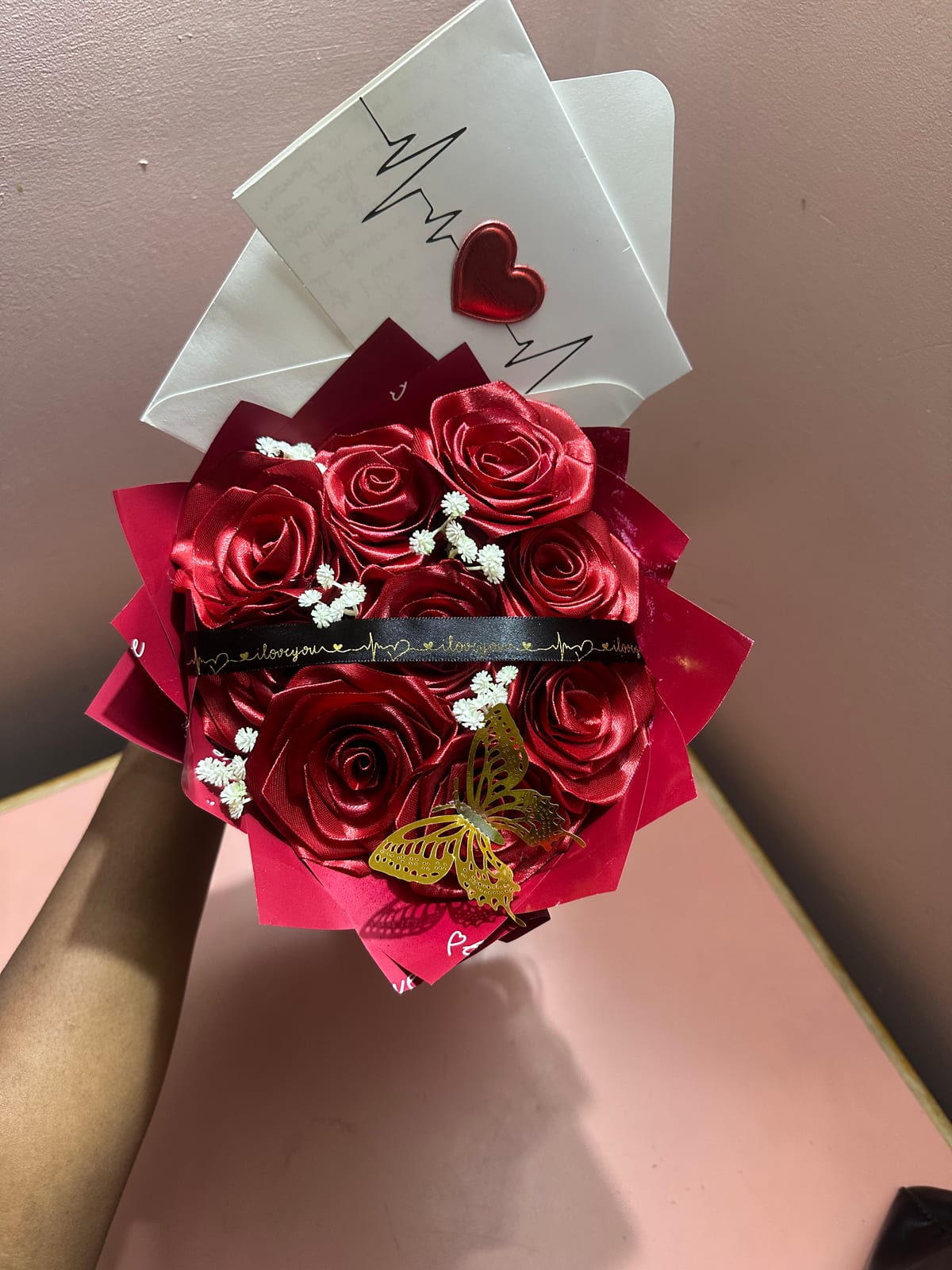 Bouquet romantique de roses rouges Kimora